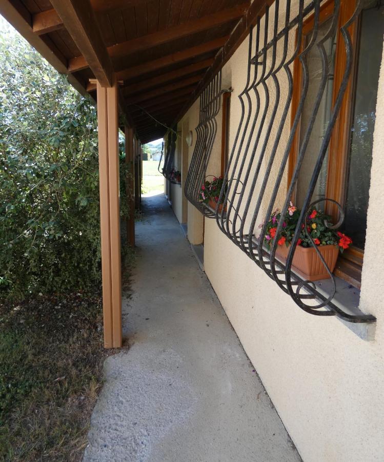 Hotel L'Agape Thermes-Magnoac Esterno foto
